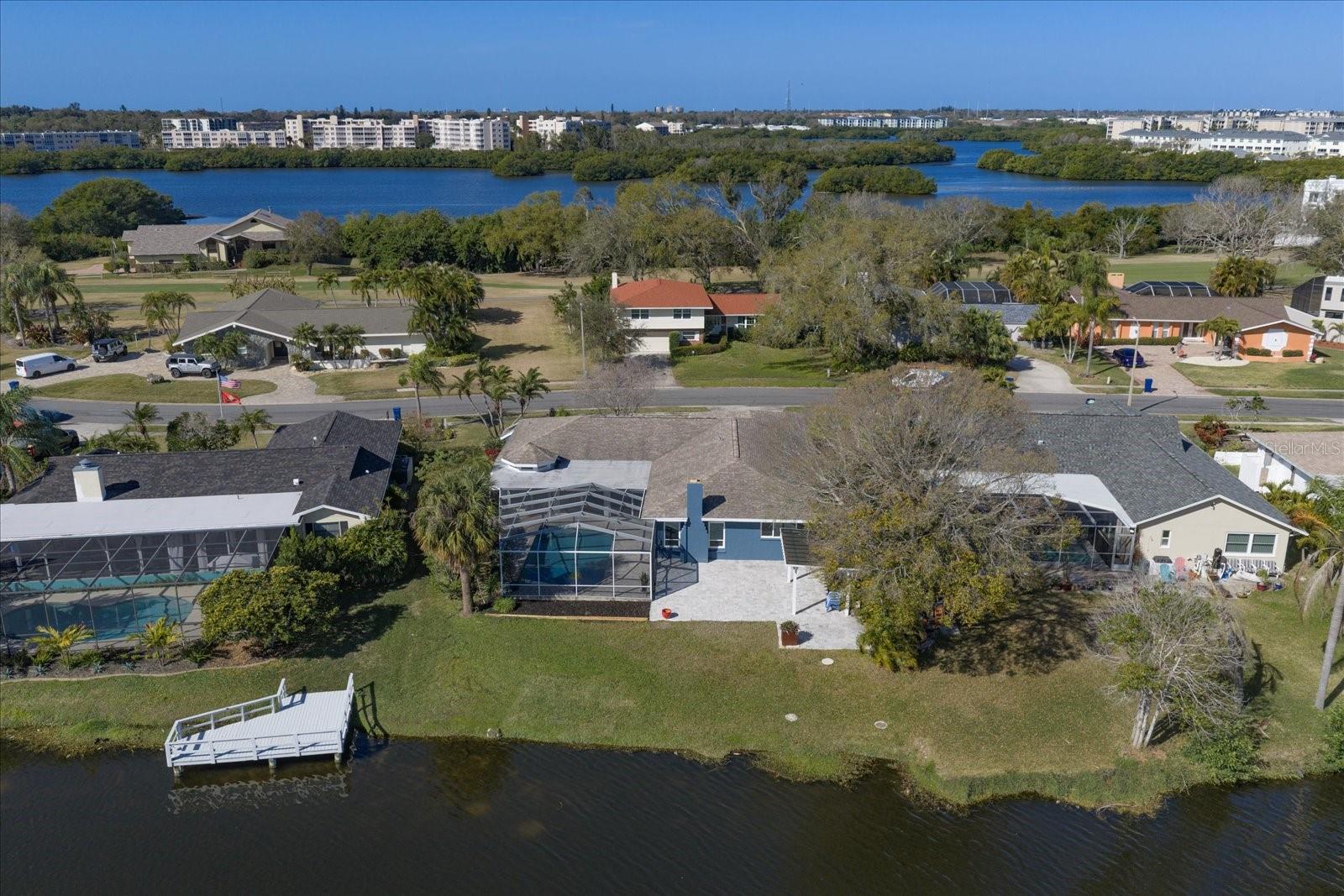 SEMINOLE LAKE GOLF & COUNTRY CLUB ESTATES LAKESIDE - Residential