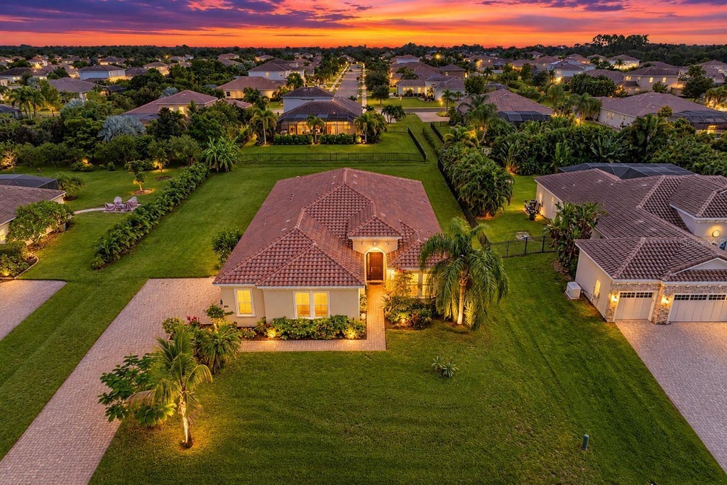 Photo of 519 165th Street E, Bradenton, FL 34212 (MLS # A4708772)