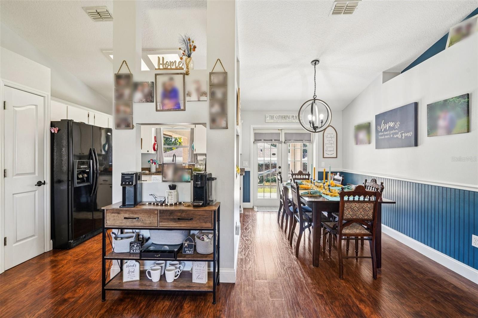 CRESTVIEW - Residential