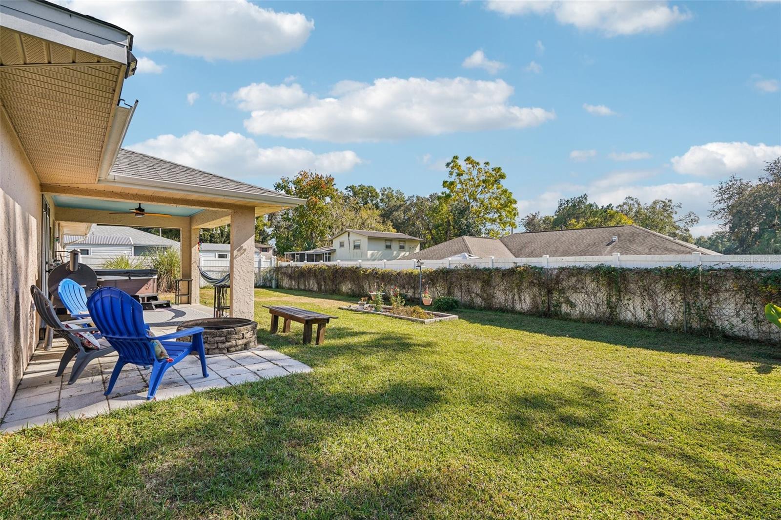 CRESTVIEW - Residential