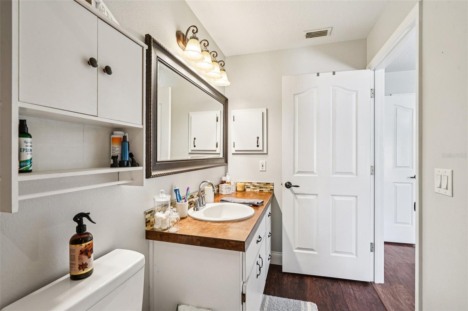 CRESTVIEW - Residential