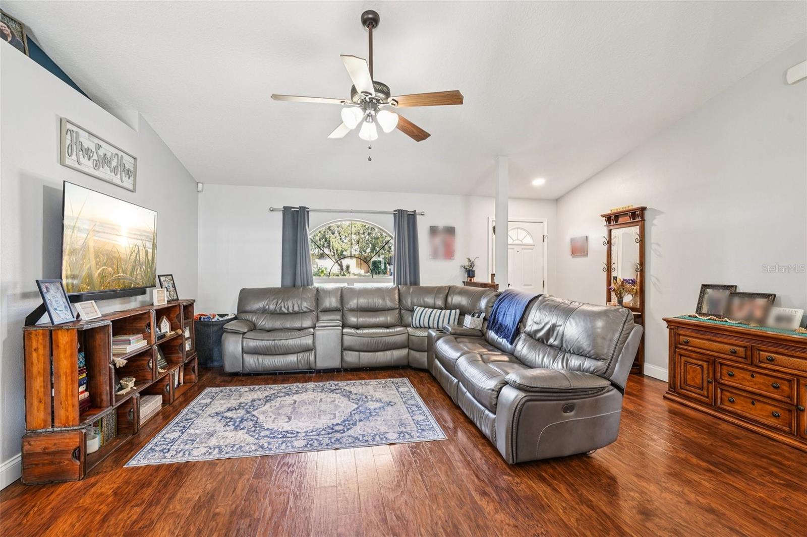 CRESTVIEW - Residential