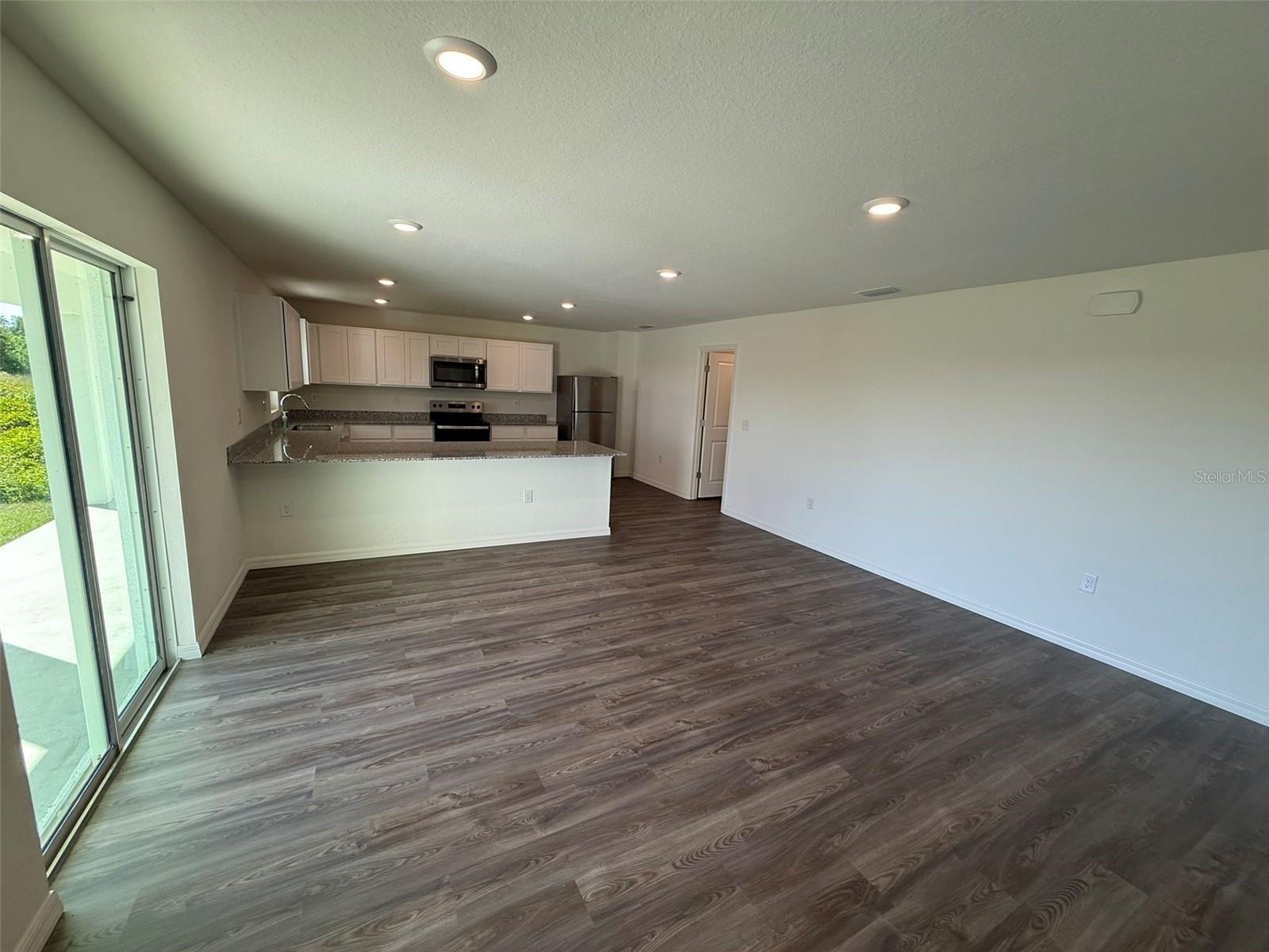 PORT CHARLOTTE SEC 085 - Residential Lease