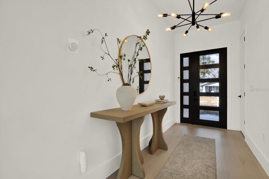 Photo of 908 W Fribley Street, Tampa, FL 33603 (MLS # TB8389732)