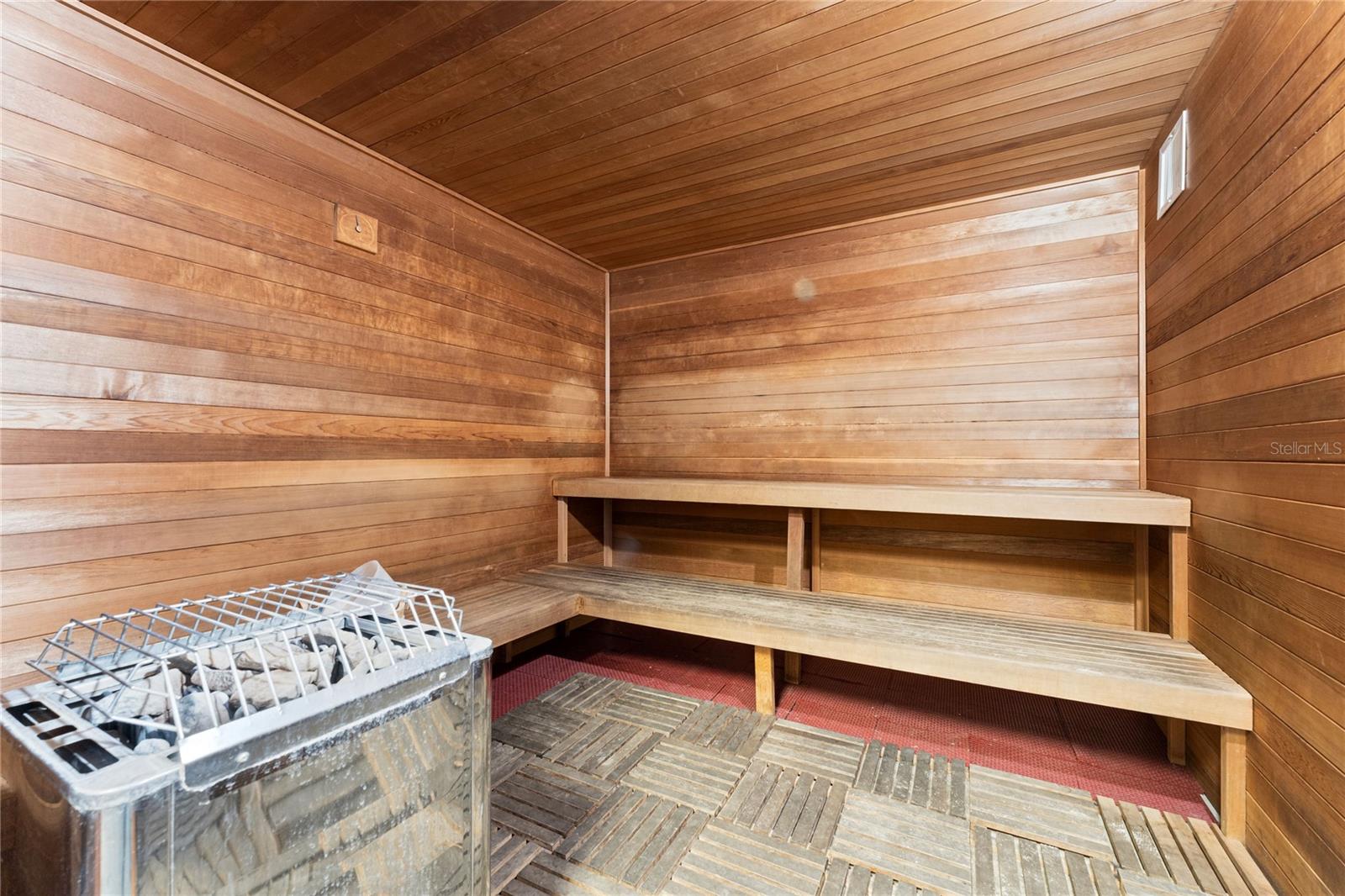 PARADISE PALMS RESORT PH 2 - Residential