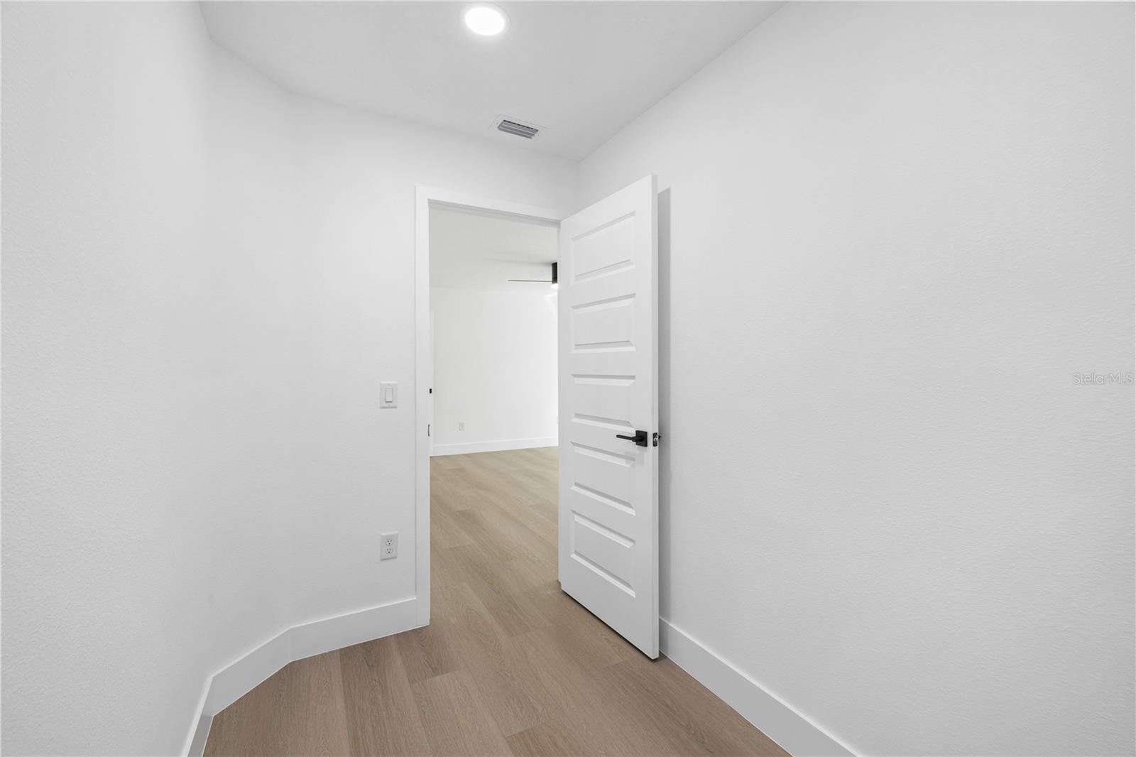 CITRUS SPGS UNIT 22 - Residential