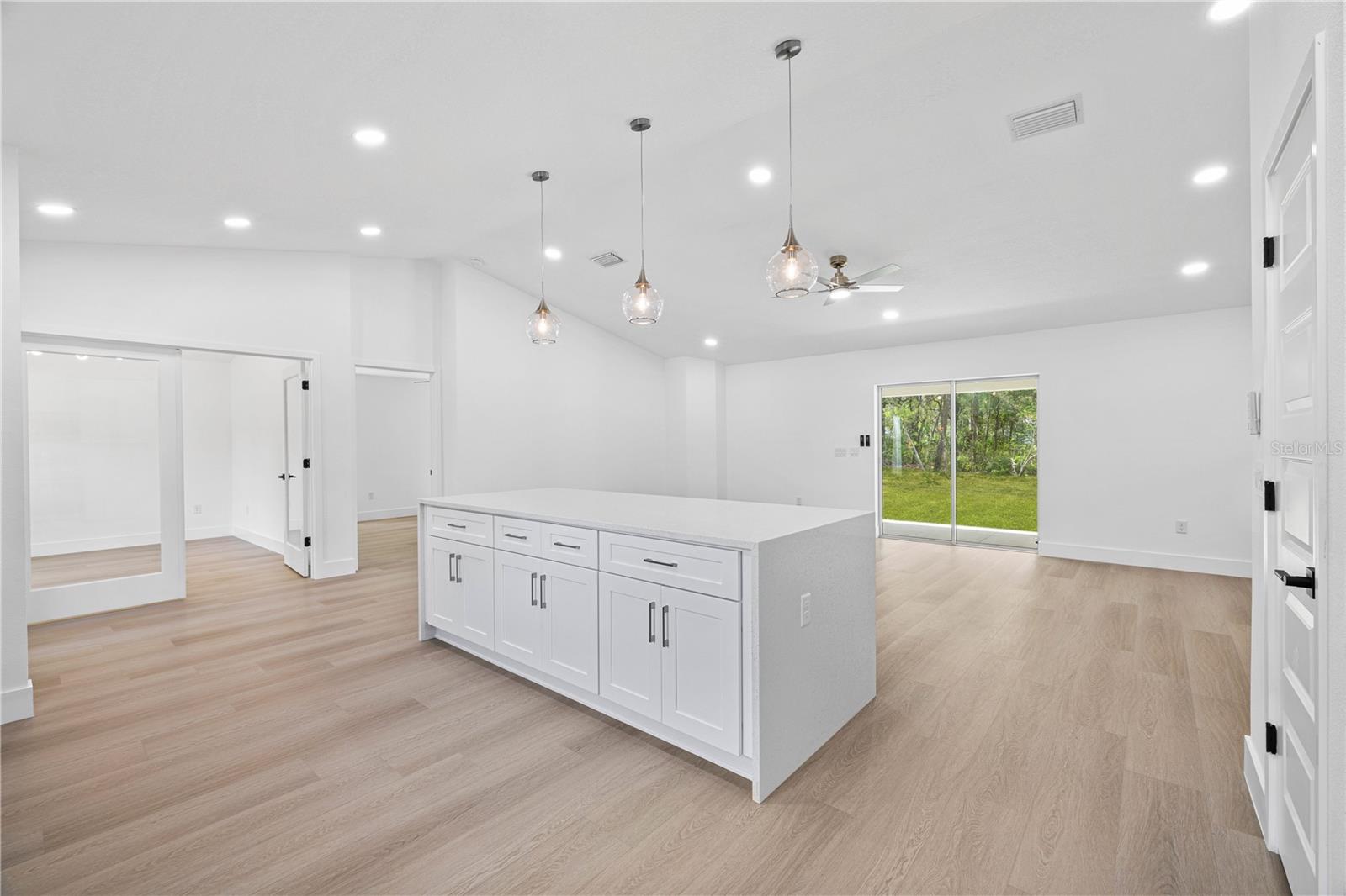 CITRUS SPGS UNIT 22 - Residential