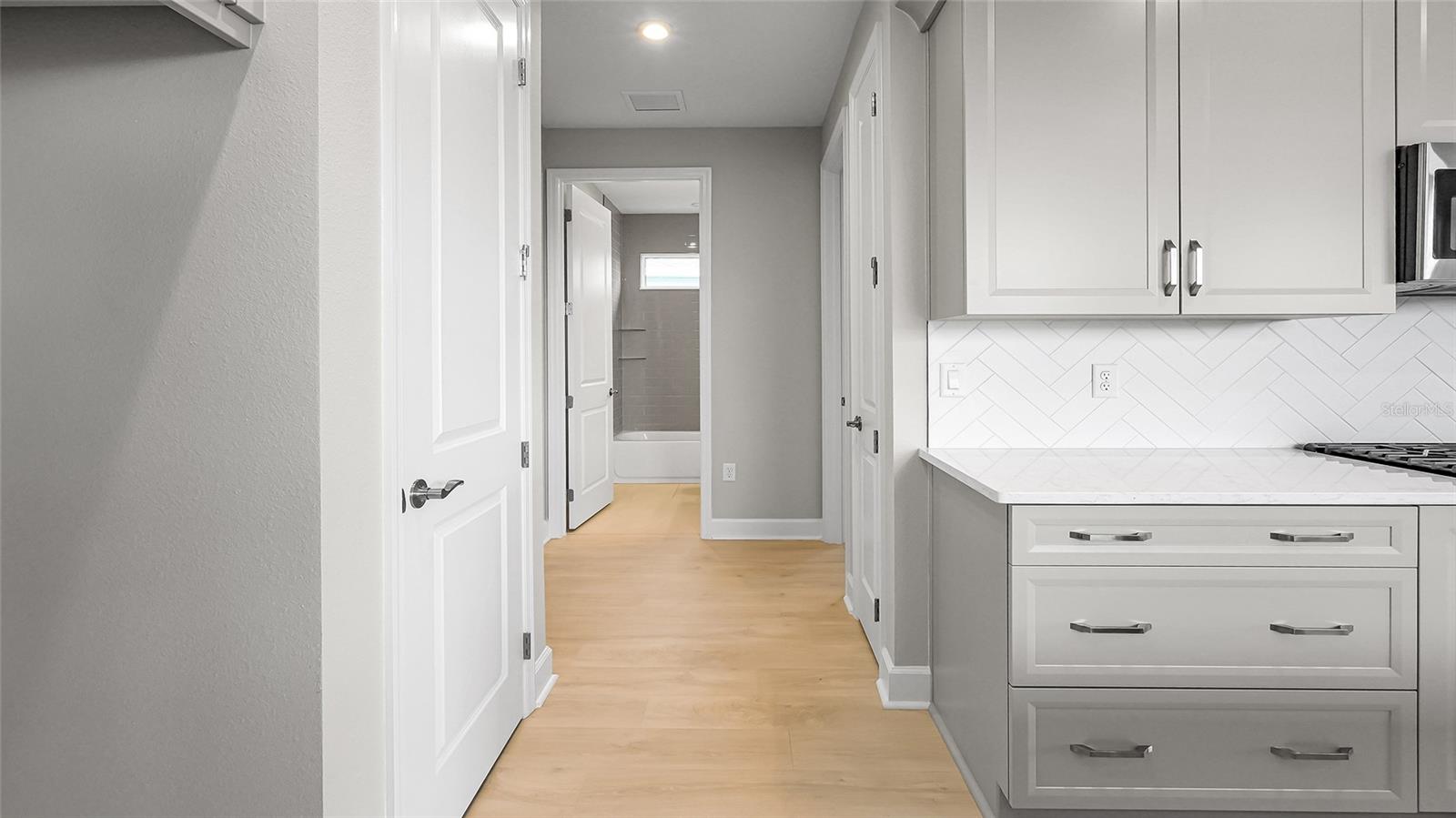 CRESSWIND AT LAKE HARRIS - Residential