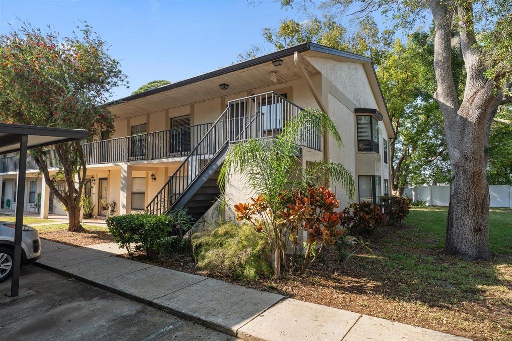 Photo of 11511 113th Street #10H, Largo, FL 33778 (MLS # TB8490425)