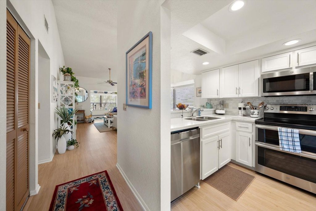 Photo of 11511 113th Street #10H, Largo, FL 33778 (MLS # TB8490425)