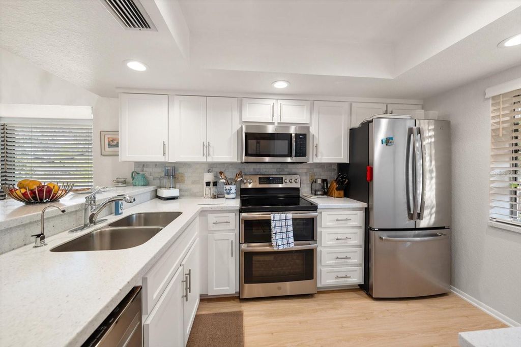 Photo of 11511 113th Street #10H, Largo, FL 33778 (MLS # TB8490425)