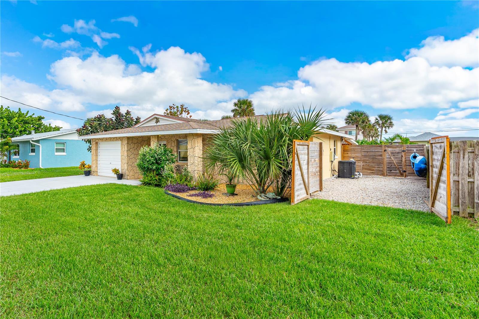 WILBUR BY SEA 02 - Residential