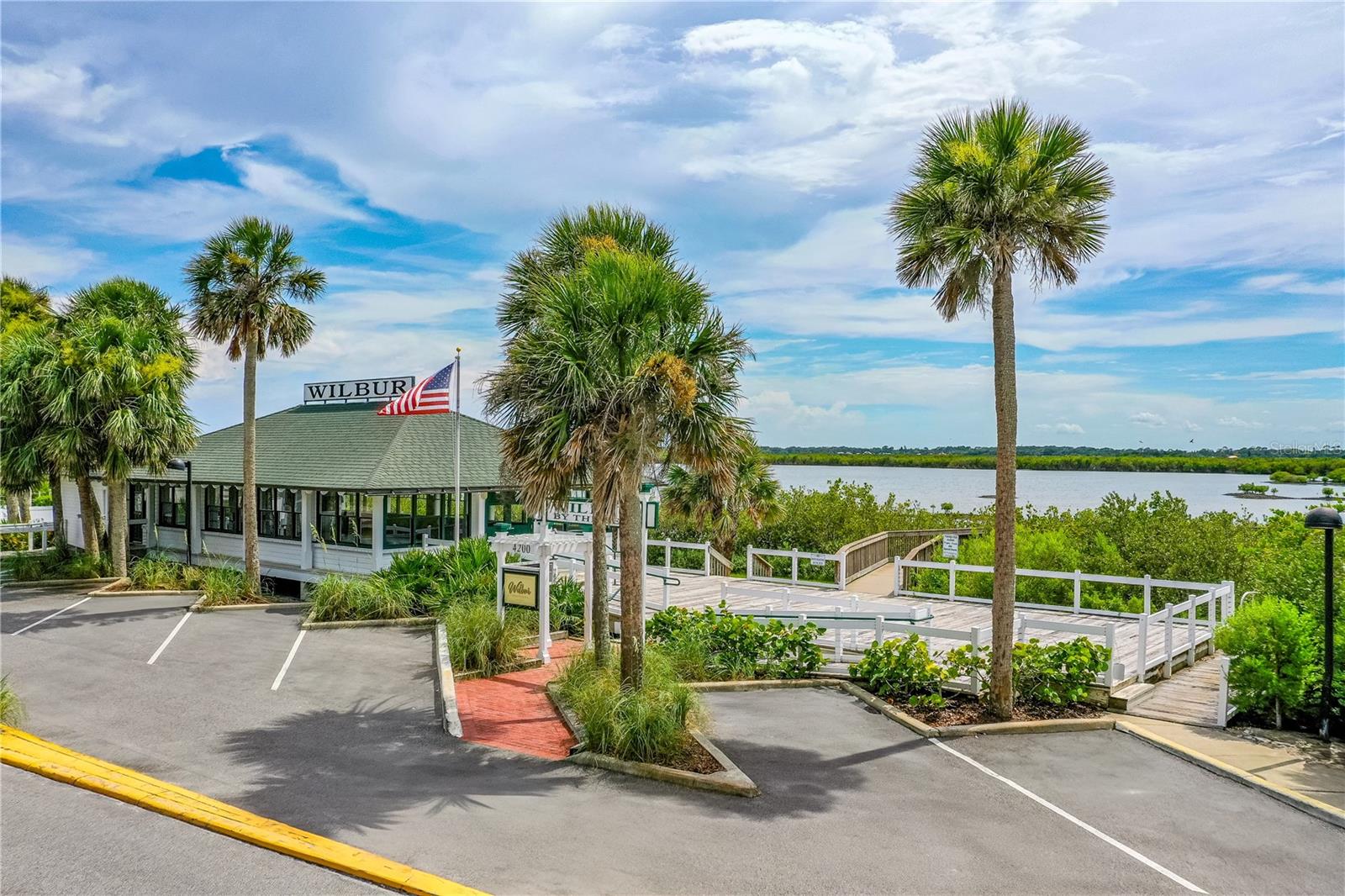 WILBUR BY SEA 02 - Residential