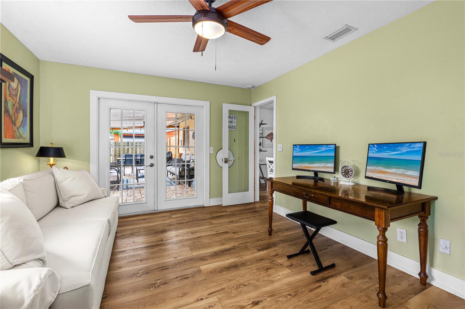 WILBUR BY SEA 02 - Residential