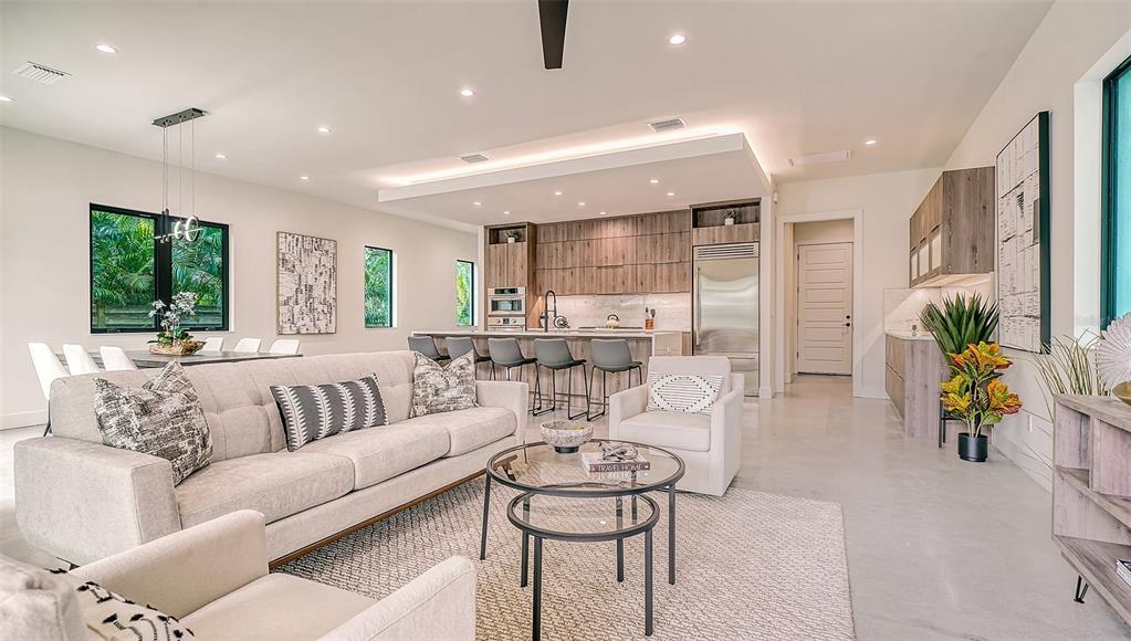 GROVE HEIGHTS - Residential