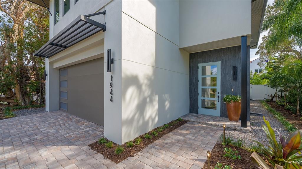 GROVE HEIGHTS - Residential