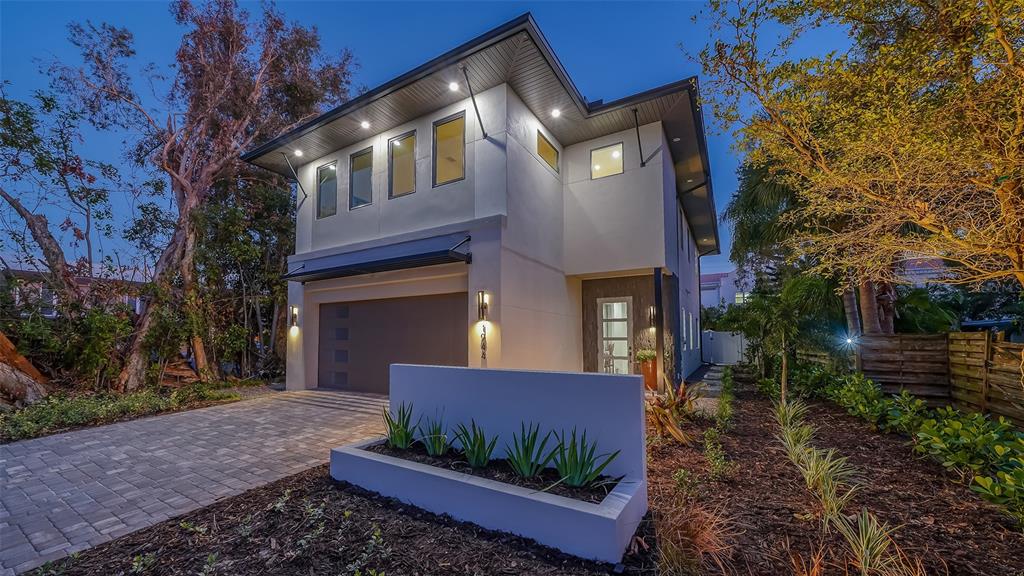GROVE HEIGHTS - Residential
