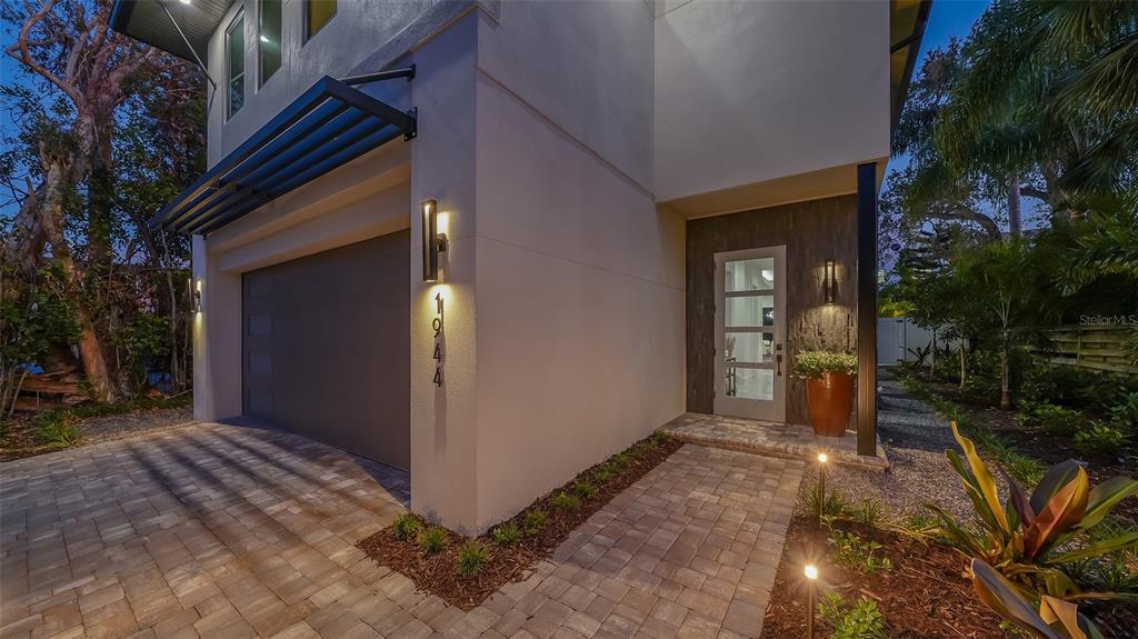 GROVE HEIGHTS - Residential