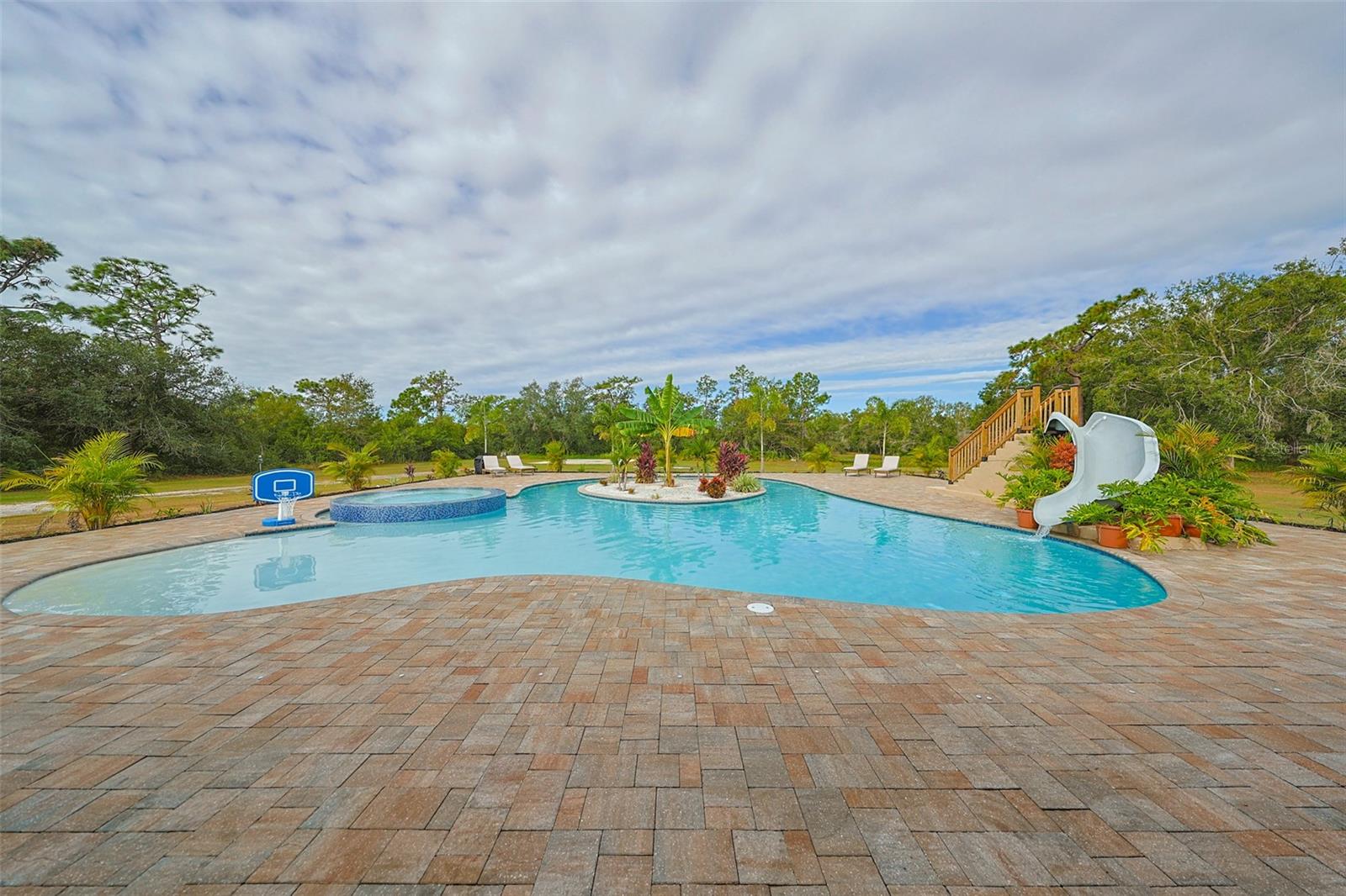 POMELLO PARK CONTINUED - Residential