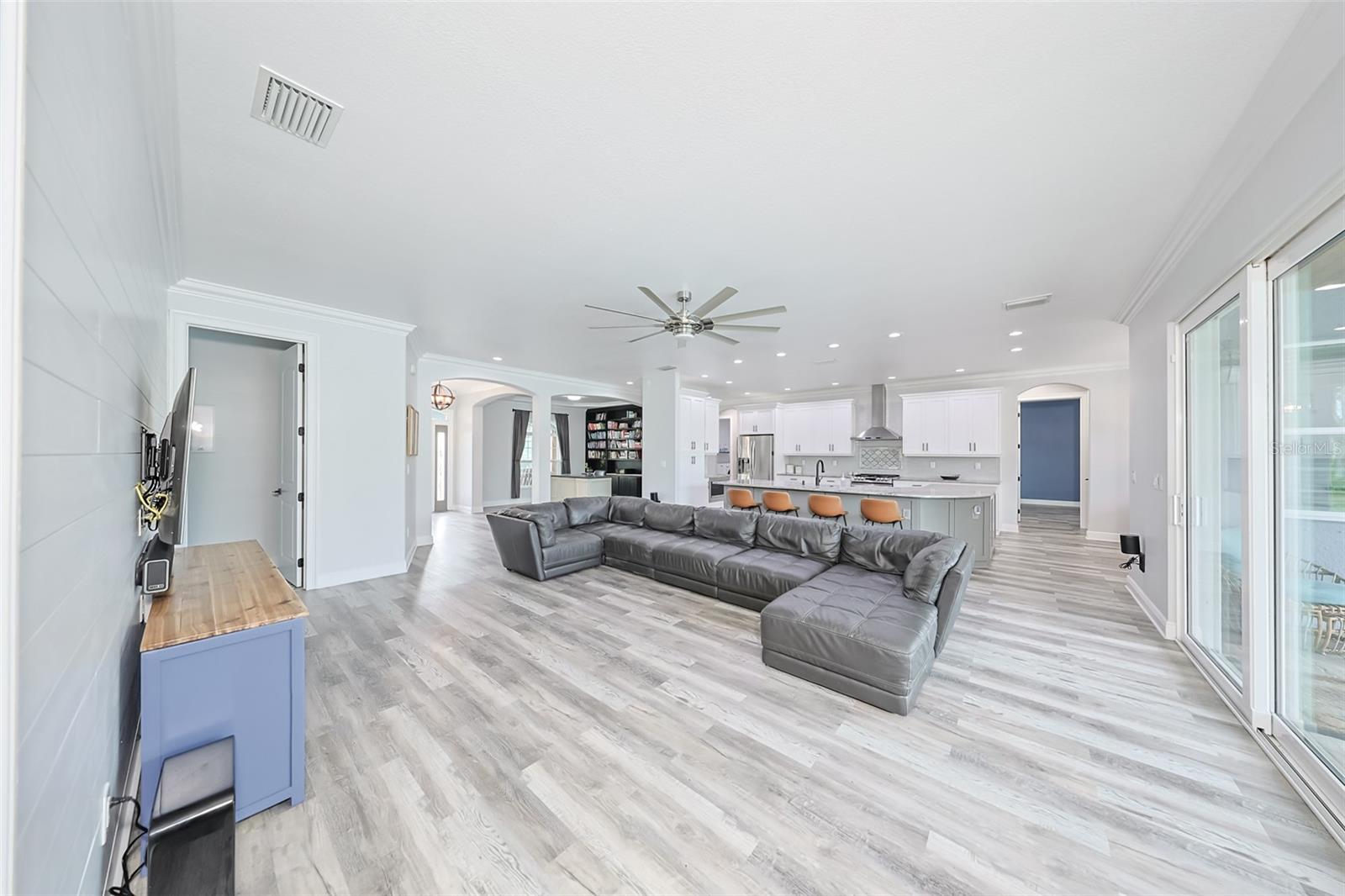 POMELLO PARK CONTINUED - Residential