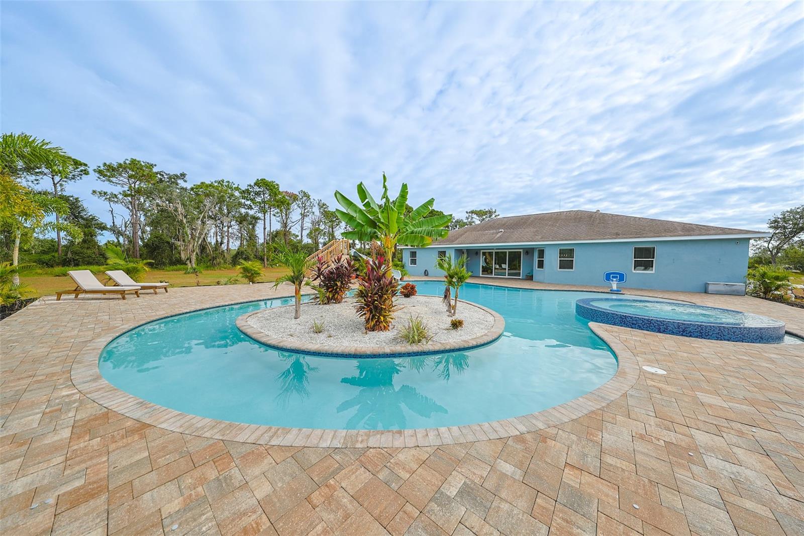 POMELLO PARK CONTINUED - Residential