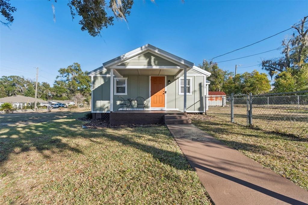 Photo of 14232 17th Street, Dade City, FL 33523 (MLS # TB8465649)