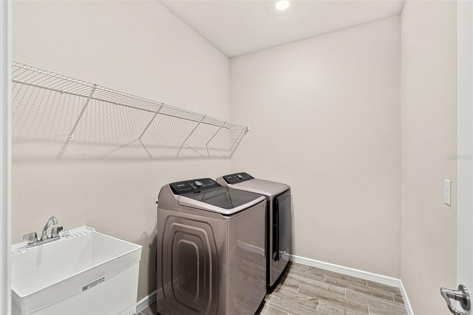 RIDGEVIEW PH 2 - Residential