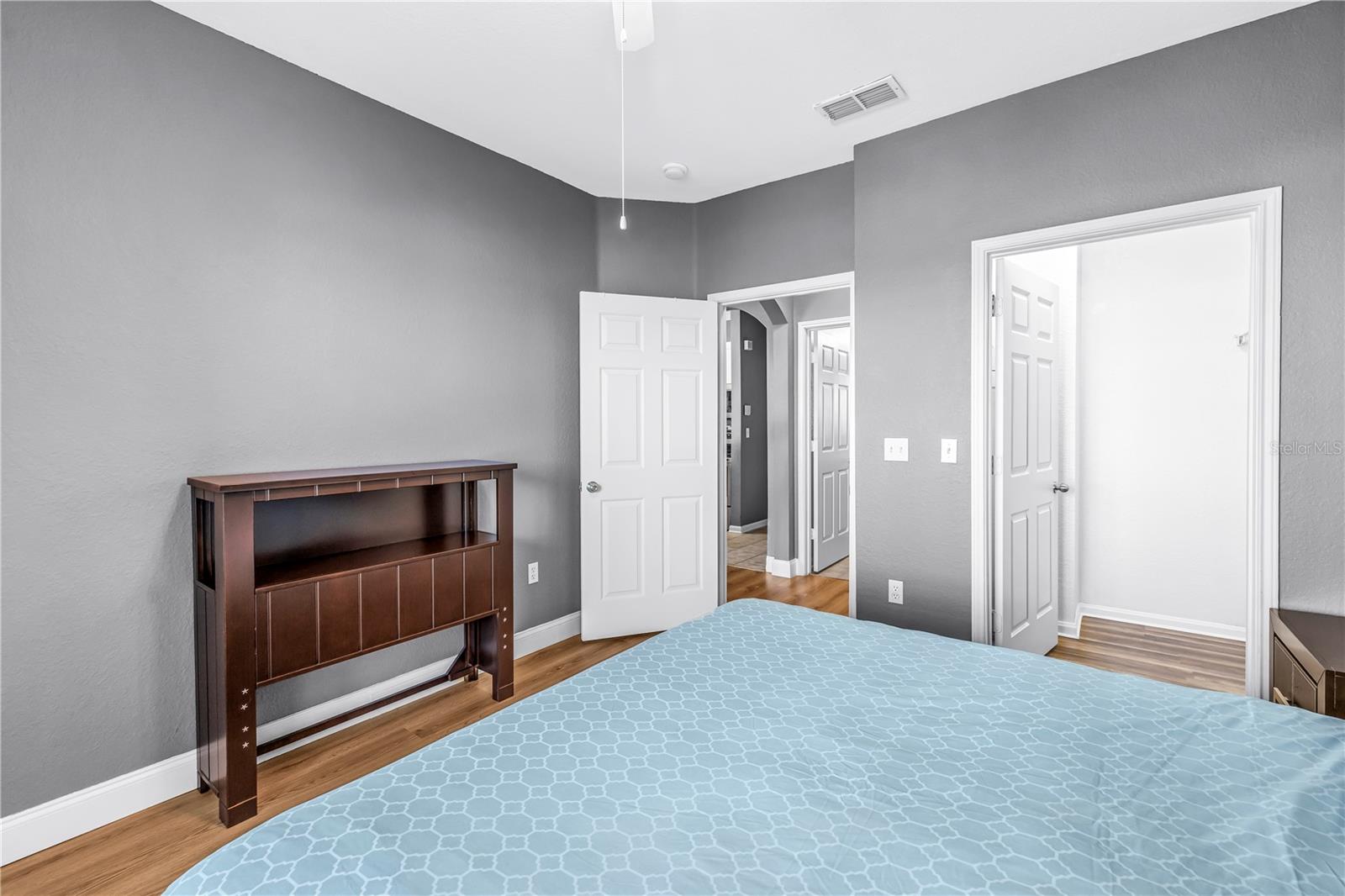 RESIDENCE AT RENAISSANCE - Residential