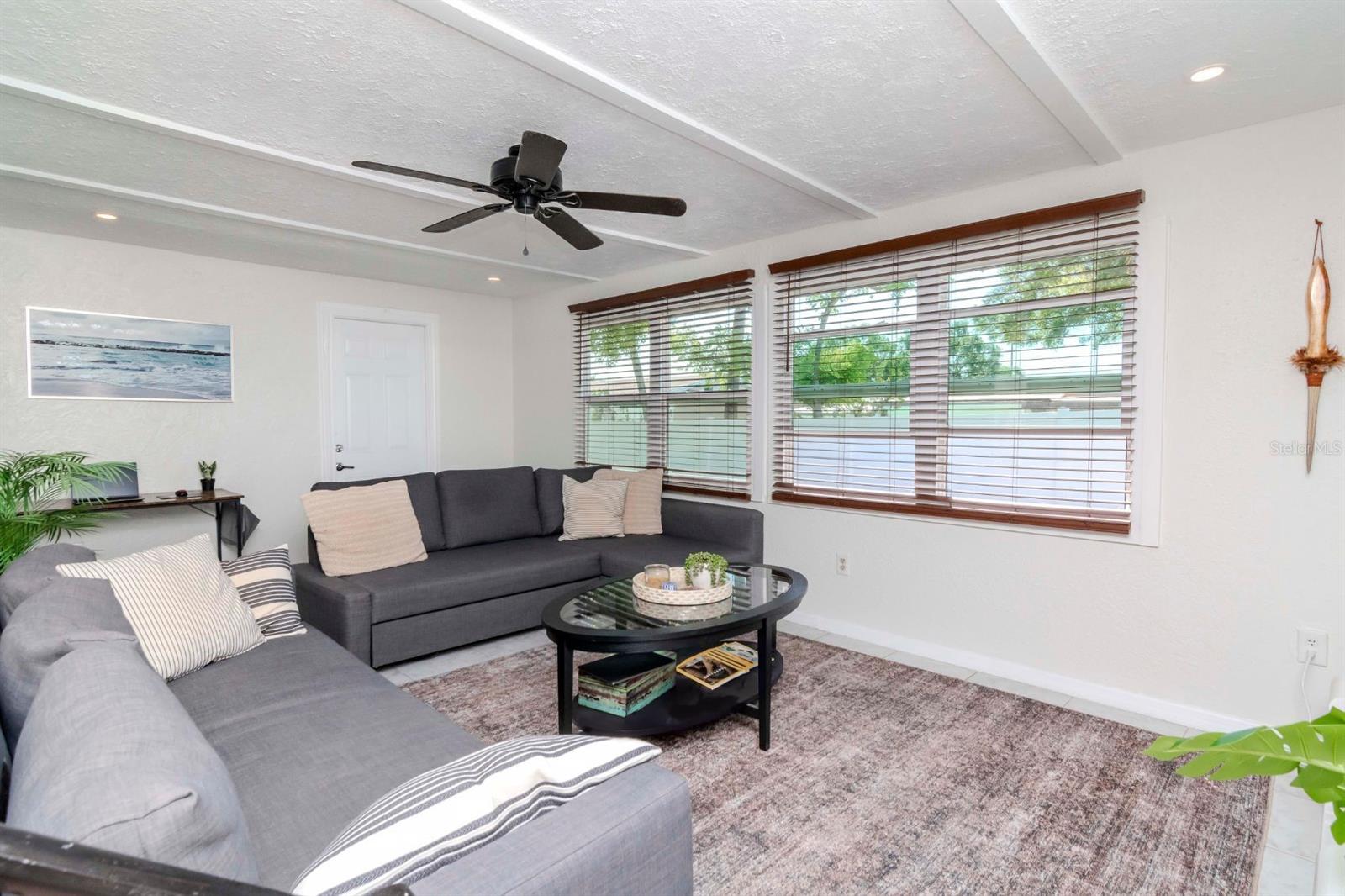 RIVERSHORES - Residential Lease