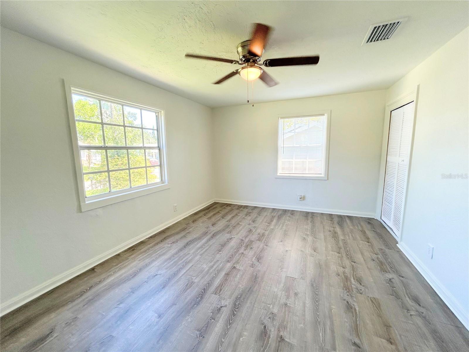 RIVERSHORES - Residential Lease