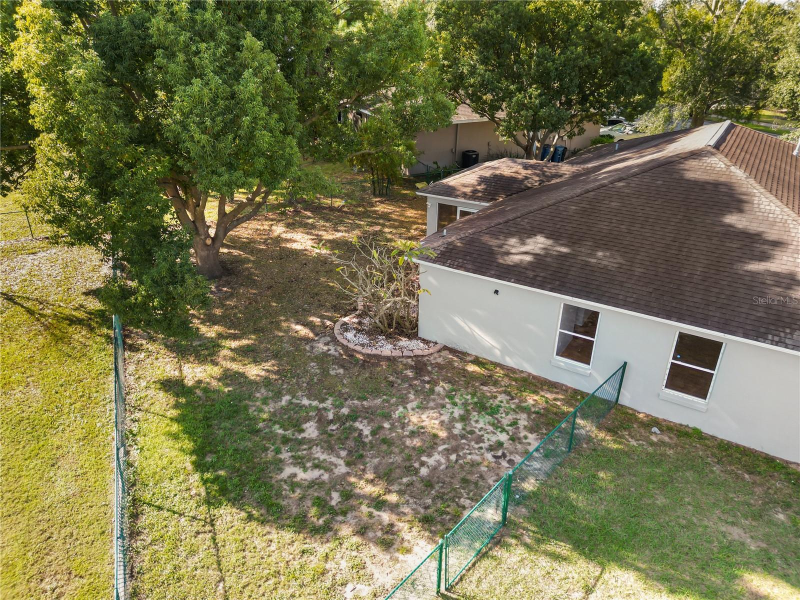 DINNER LAKE SHORES PH 1 - Residential