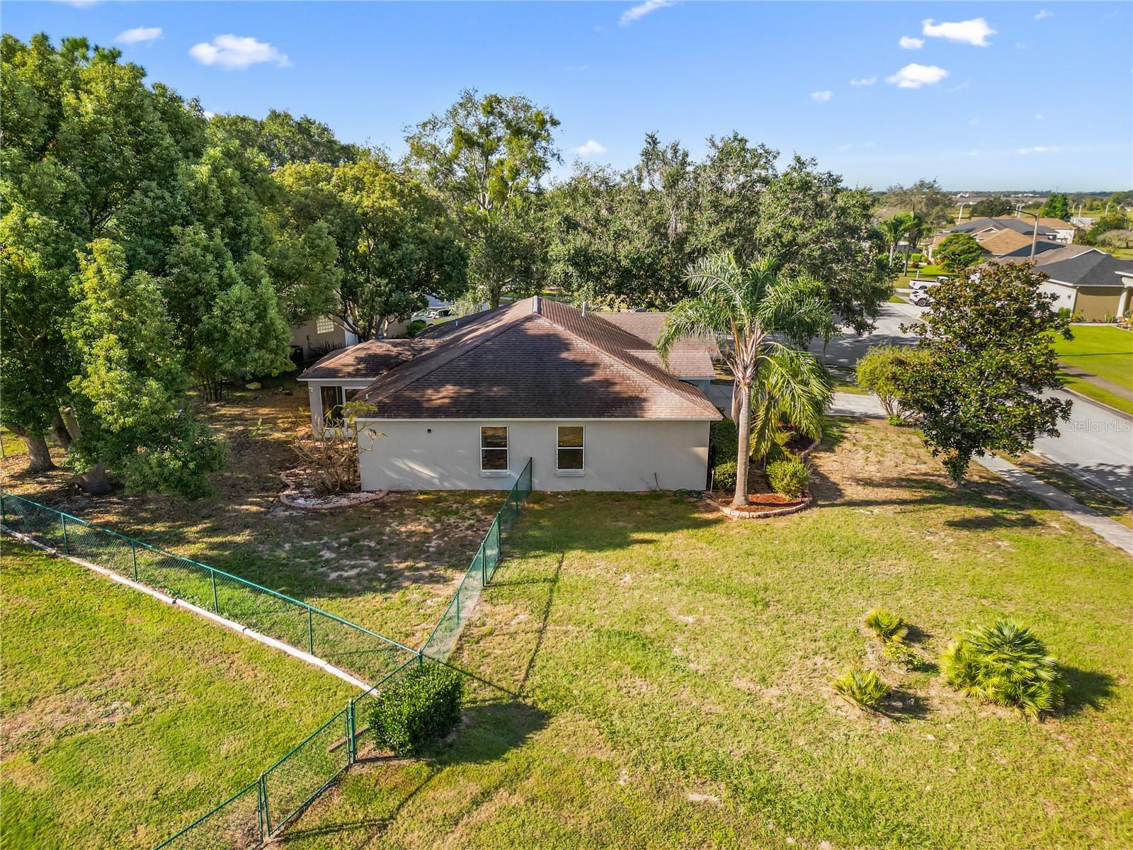 DINNER LAKE SHORES PH 1 - Residential