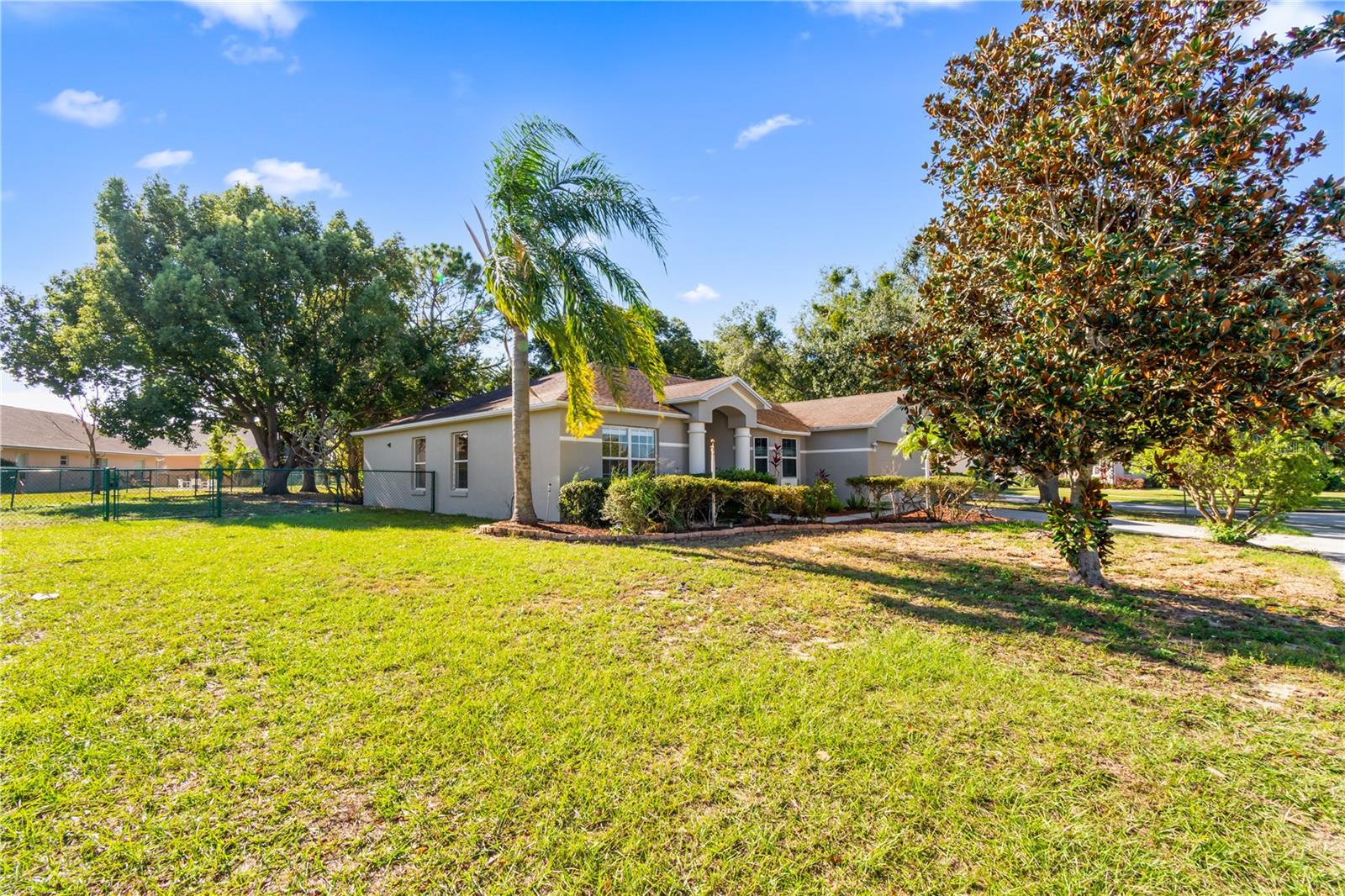 DINNER LAKE SHORES PH 1 - Residential