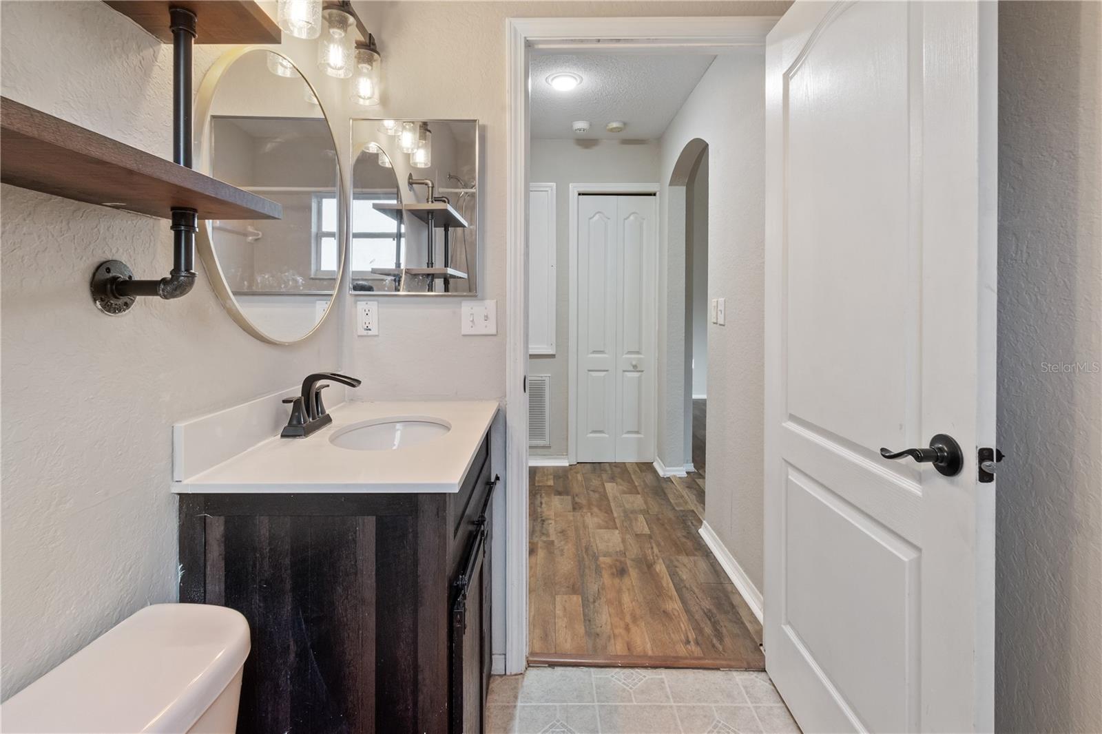 DINNER LAKE SHORES PH 1 - Residential