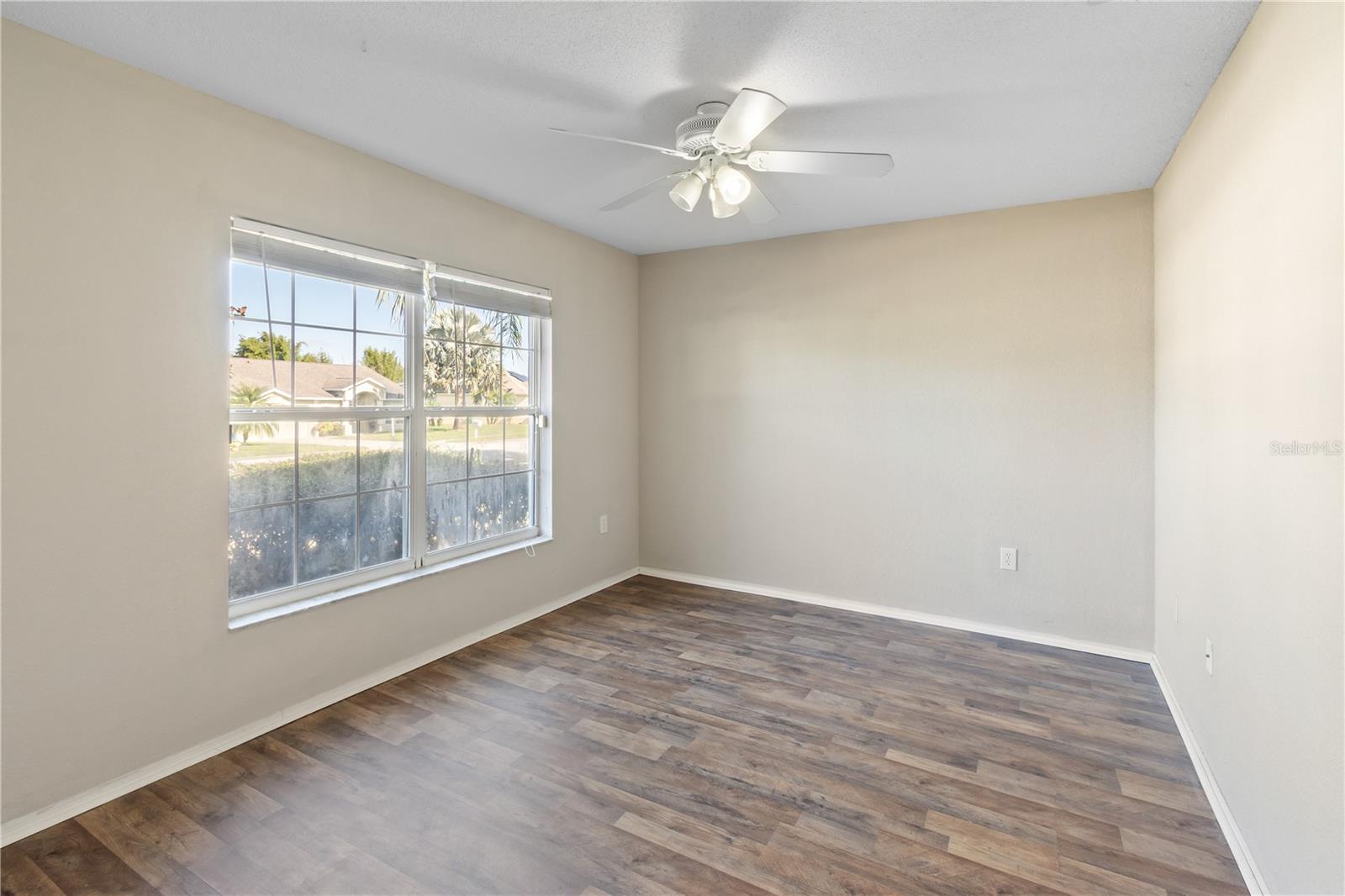 DINNER LAKE SHORES PH 1 - Residential