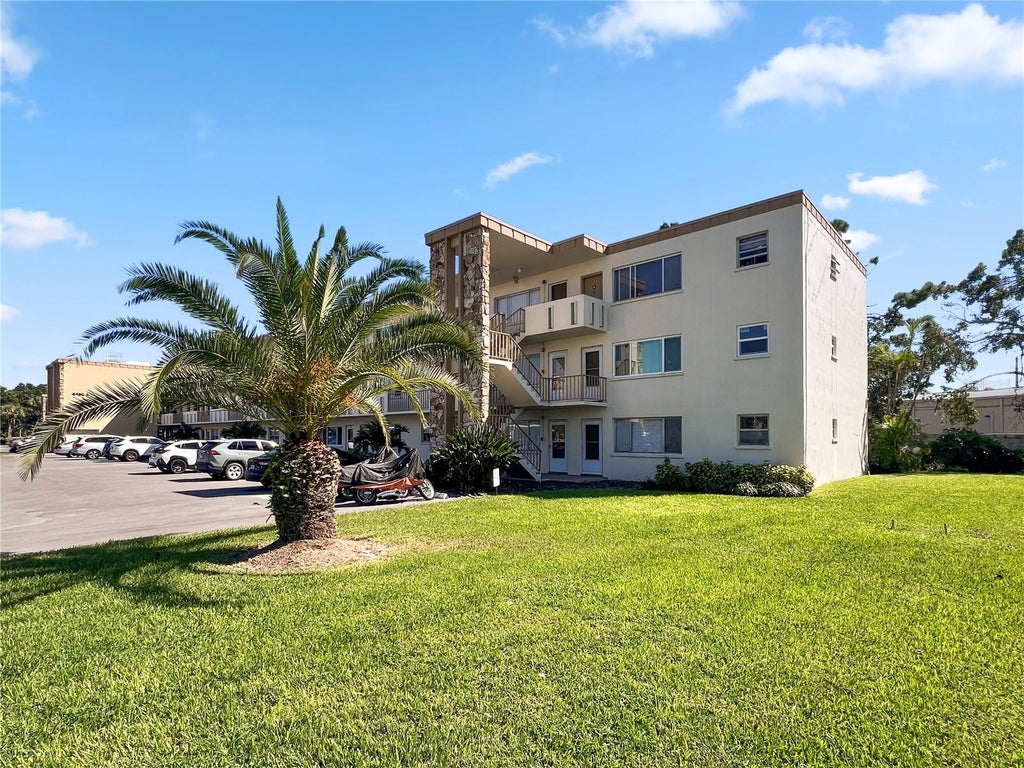 Photo of 4480 Ironwood Circle #217A, Bradenton, FL 34209 (MLS # A4709745)