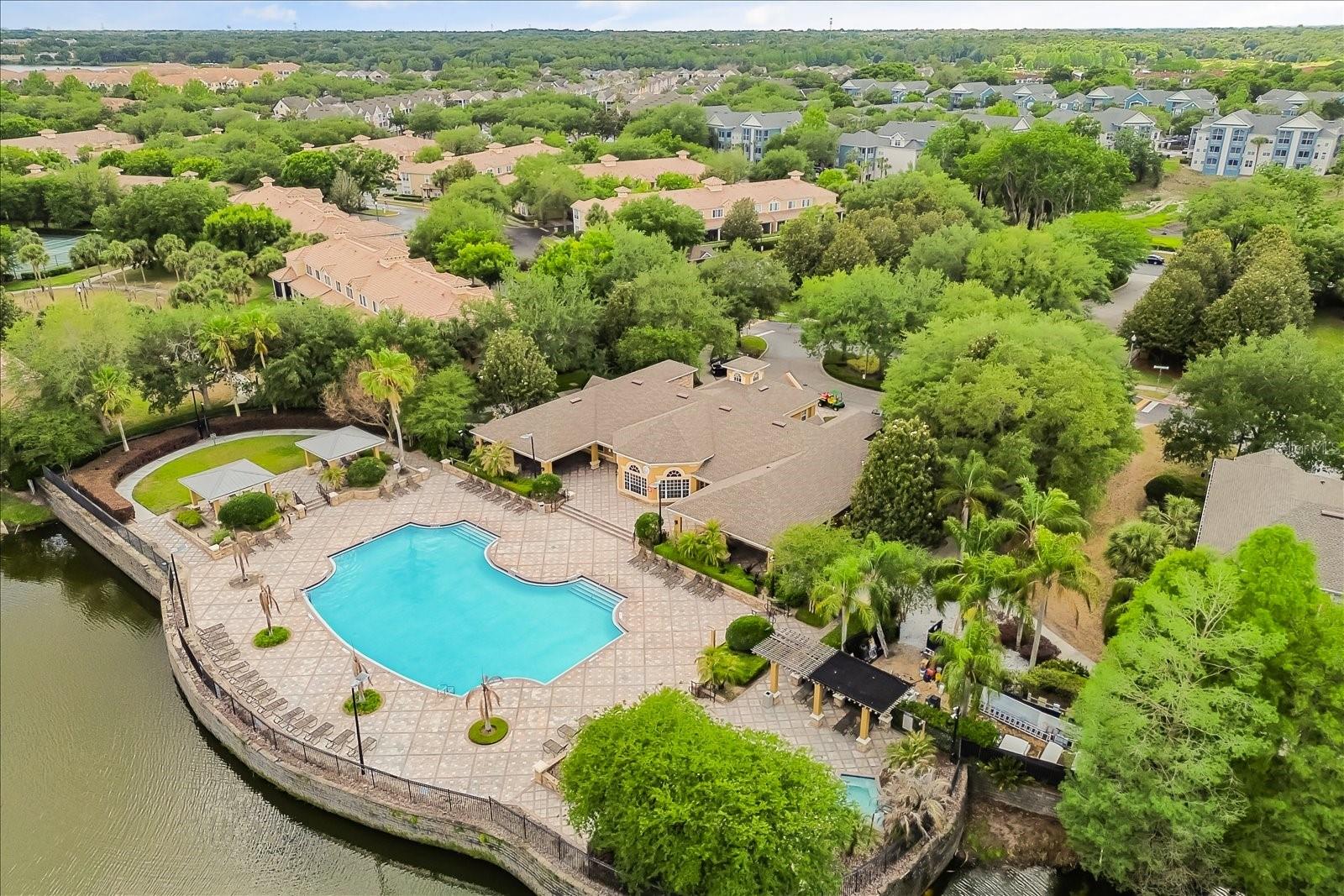 CARRIAGE HOMES/STONEBRIDGE COM - Residential