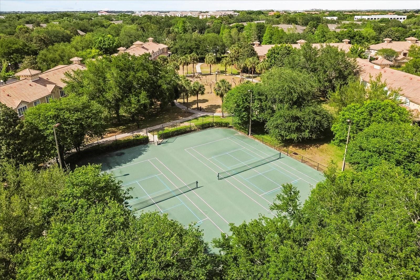 CARRIAGE HOMES/STONEBRIDGE COM - Residential