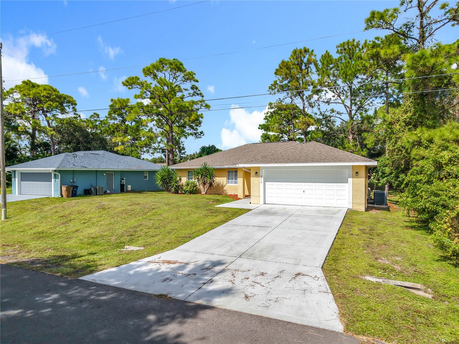 LEHIGH ACRES - Residential