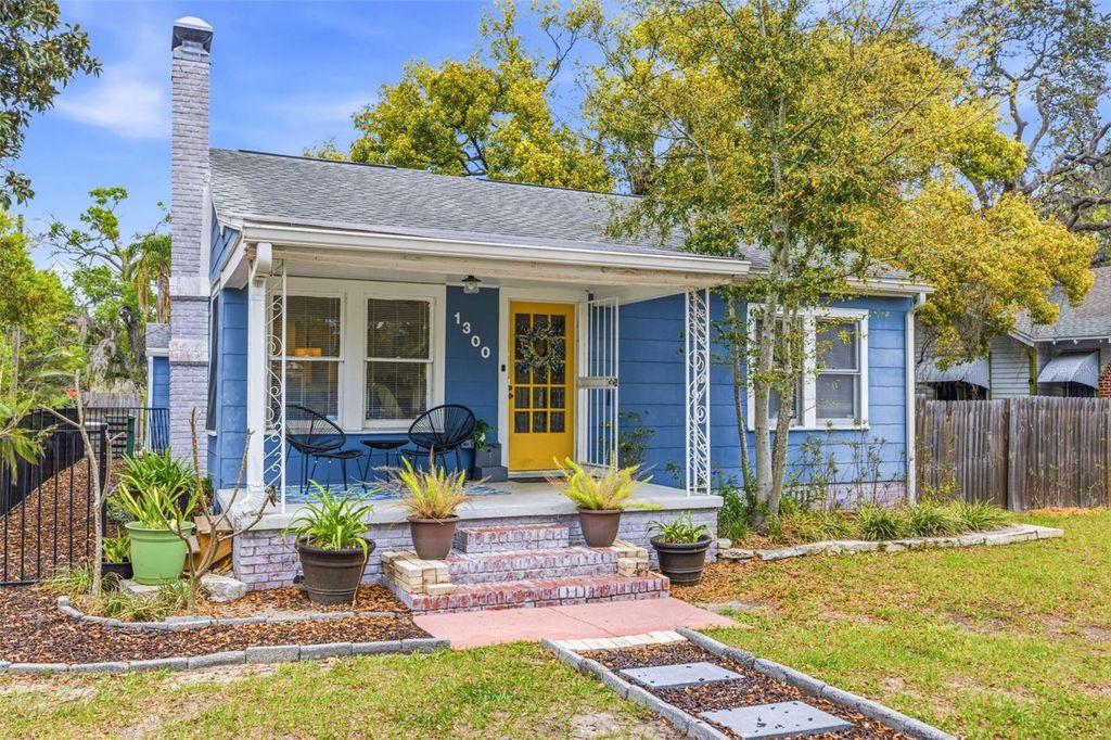 Photo of 1300 E Henry Avenue, Tampa, FL 33604 (MLS # TB8473037)