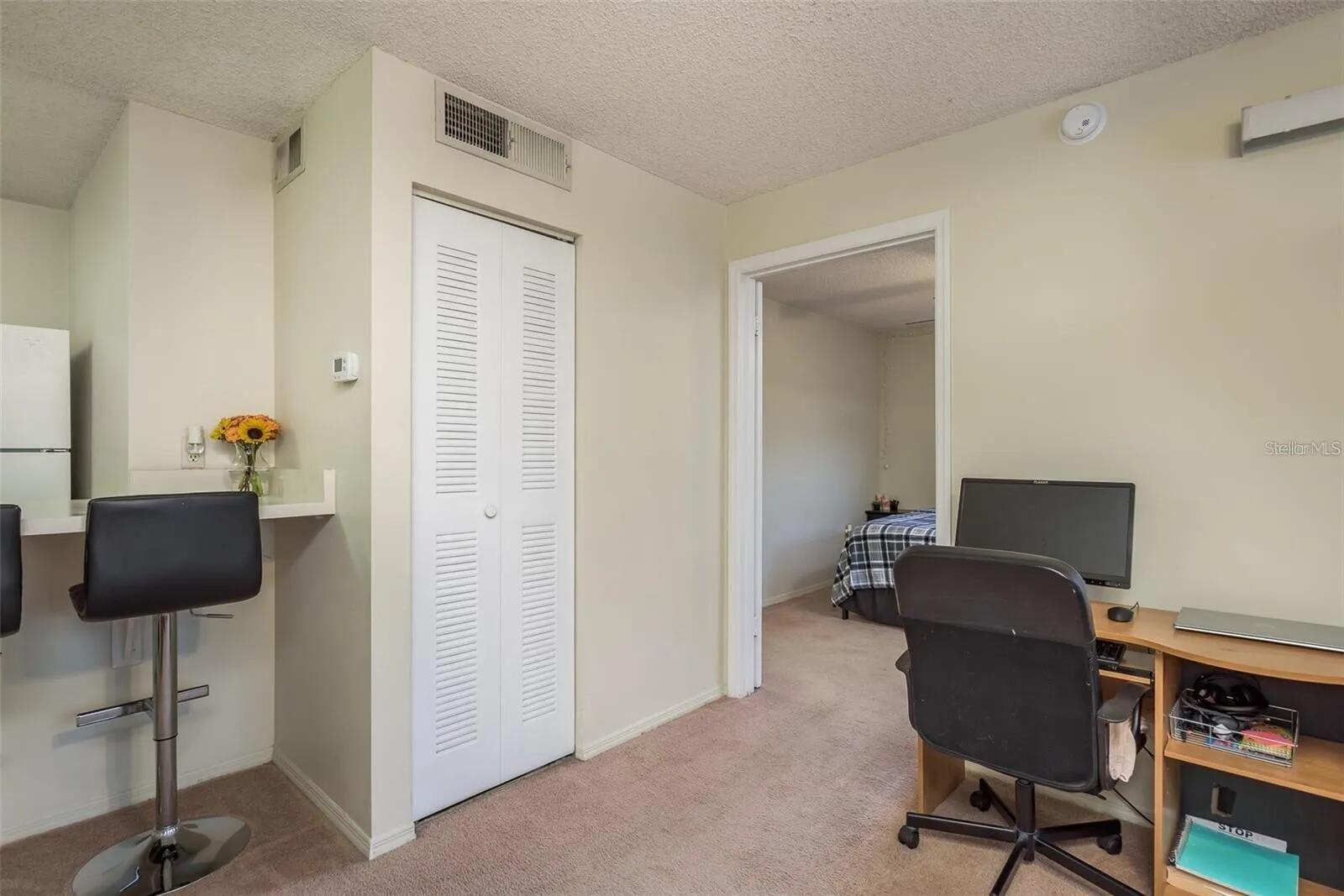 THE LANDINGS OF TAMPA A CONDOM - Residential