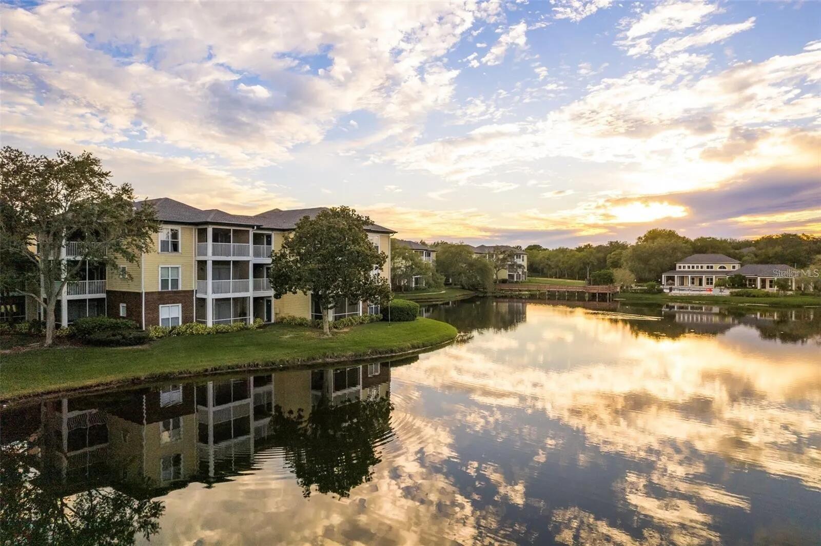 THE LANDINGS OF TAMPA A CONDOM - Residential