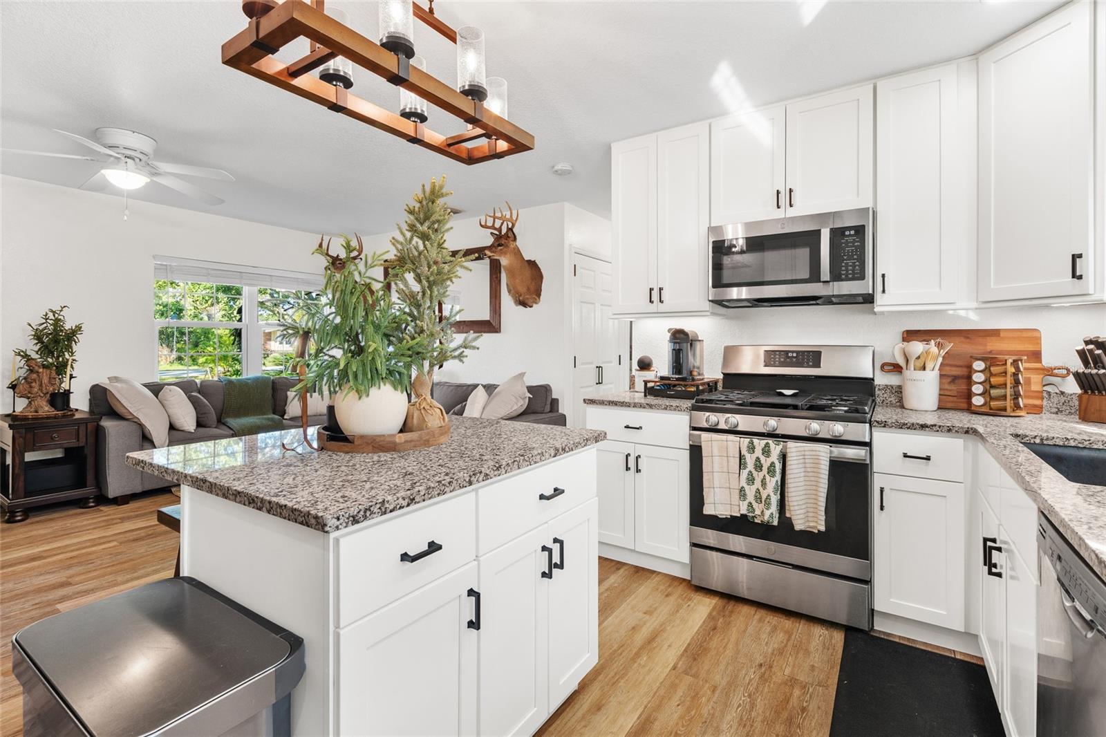 PEACEFUL VISTA HOMES - Residential