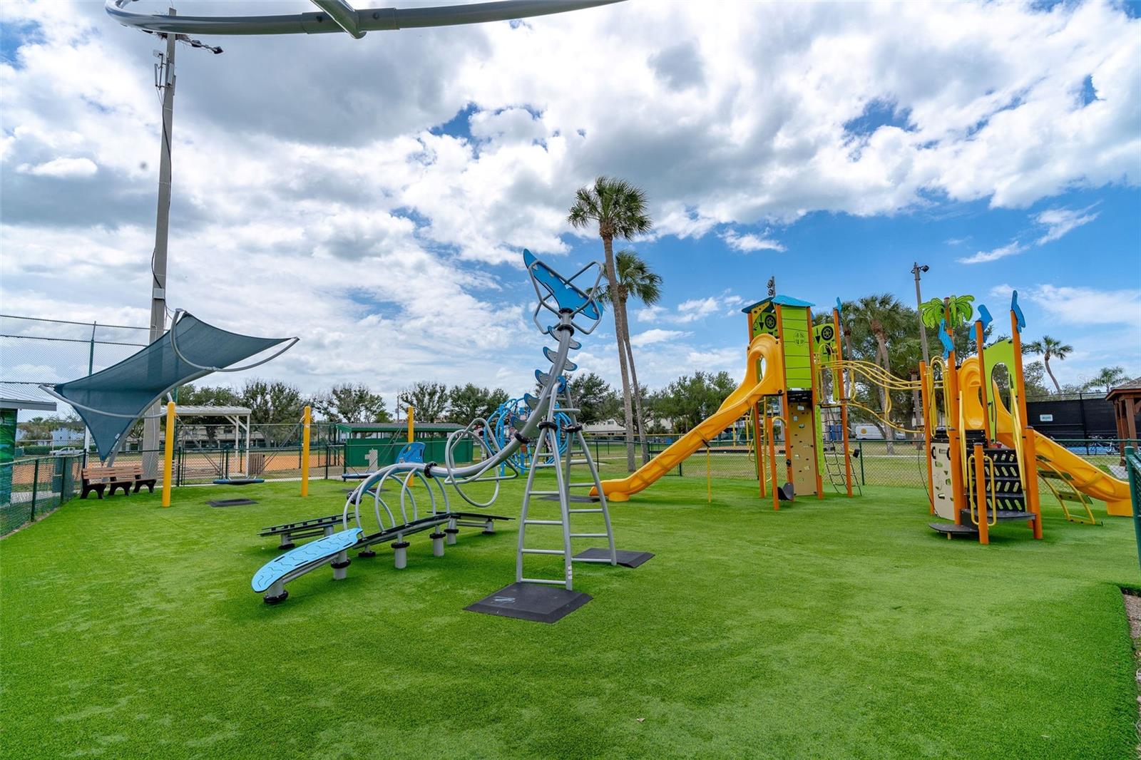 SUN KETCH CONDO - Residential