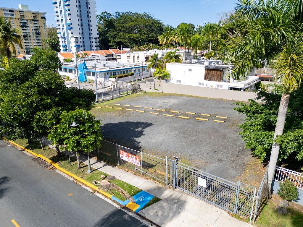 SAN PATRICIO, GUAYNABO - Land