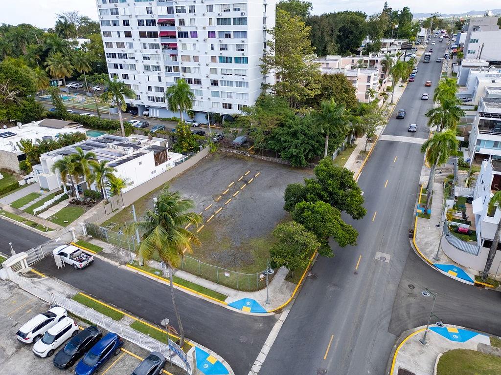 SAN PATRICIO, GUAYNABO - Land
