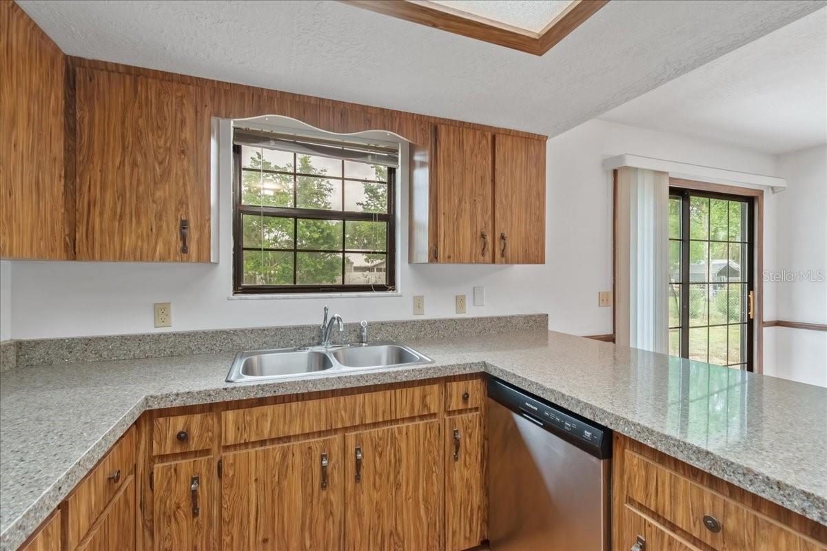 HIGH POINT - Residential