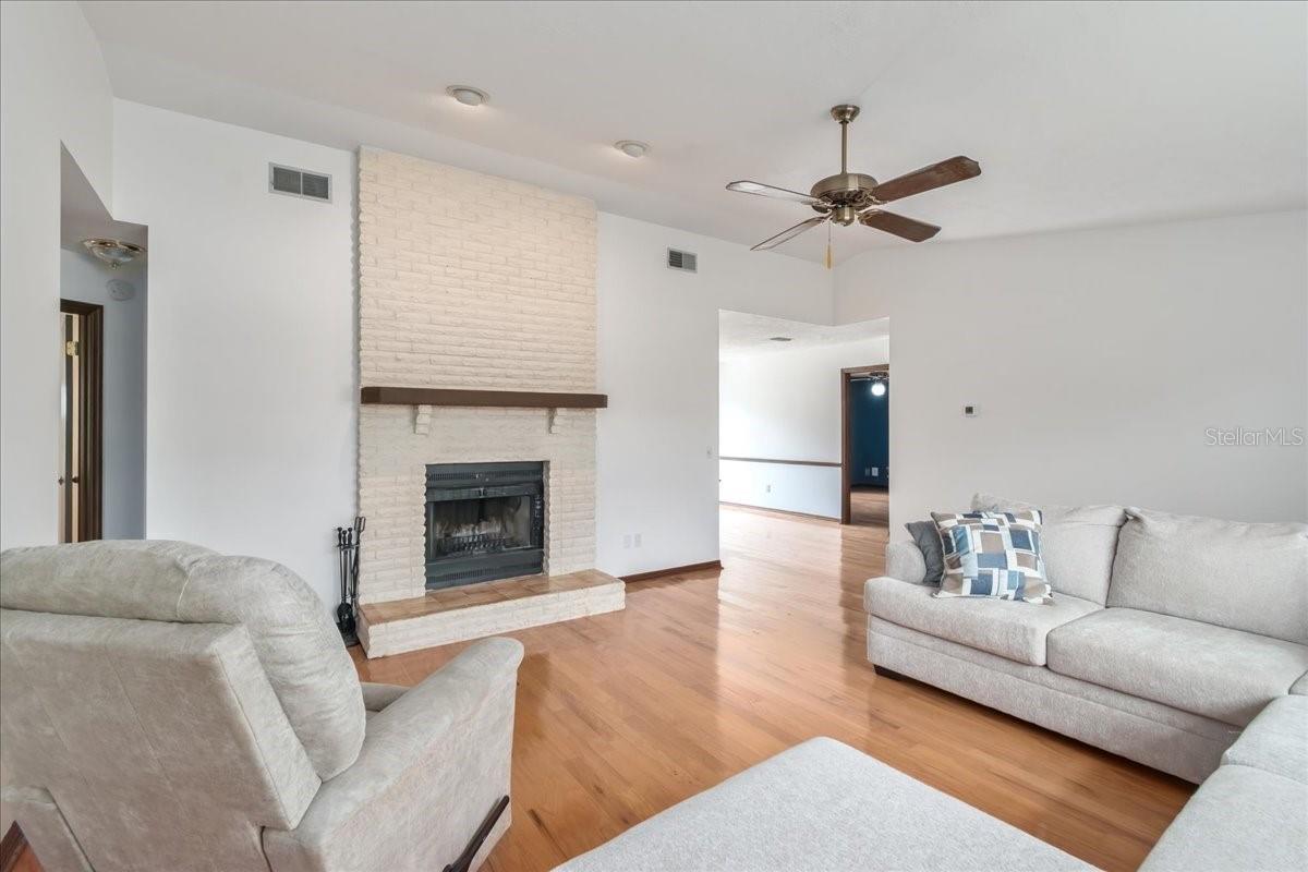 HIGH POINT - Residential