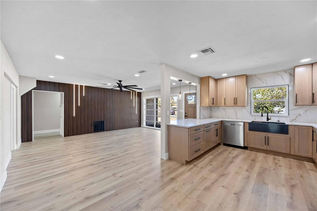 Photo of 2770 Wood Street, Sarasota, FL 34237 (MLS # A4683062)