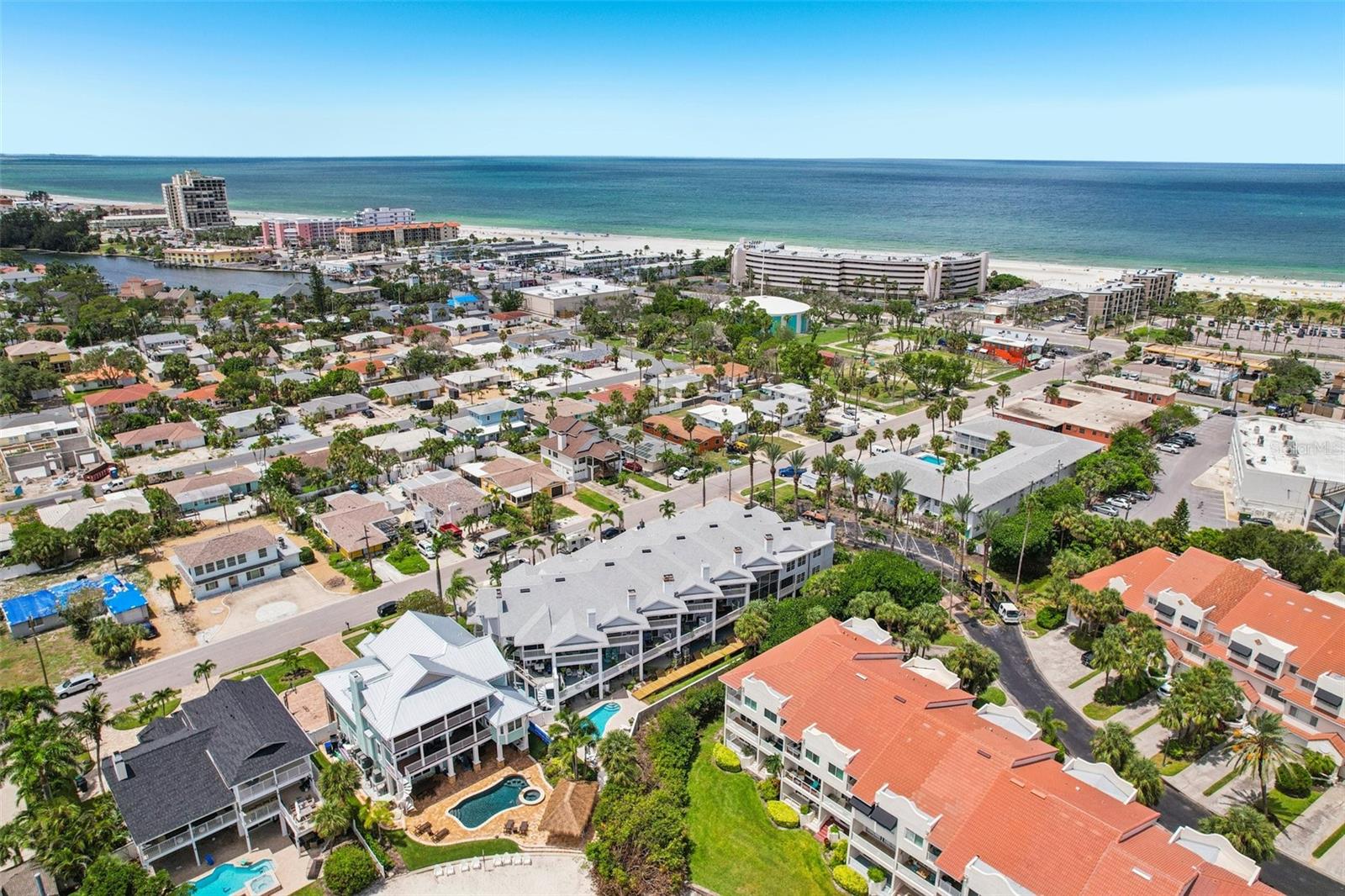 DOLPHIN COVE ST PETE BEACH - Residential